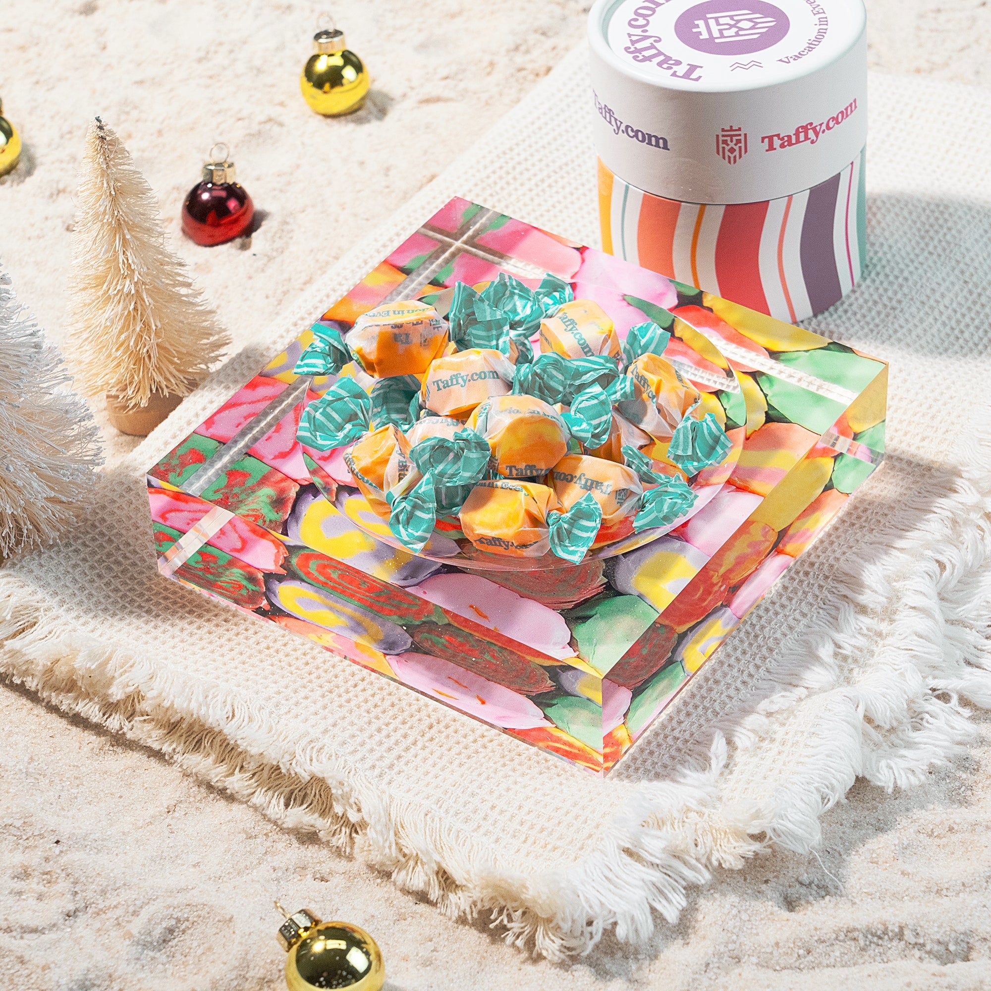 SweetArt™ Taffy Candy Dish – Taffy.com